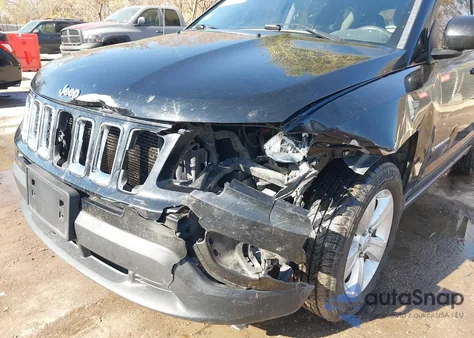 2012 Jeep Compass Sport z USA, uszkodzony, nr VIN 1C4NJDBB3CD676092